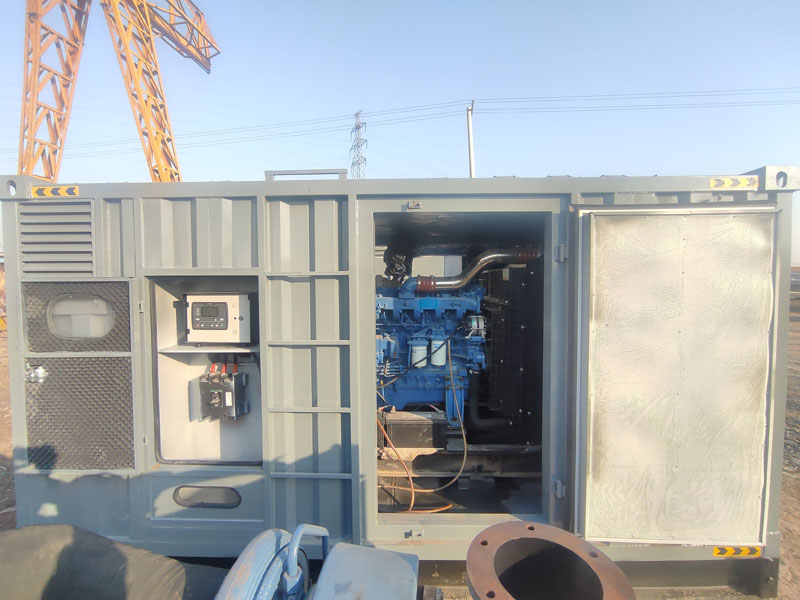 昌江柴油发电机组的机油多久更换一次比较合适?