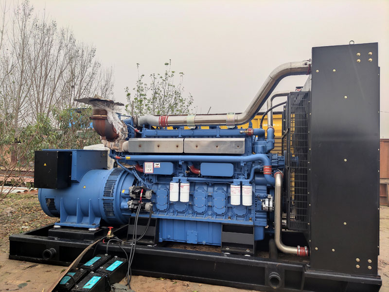 昌江柴油发电机组更换机油时,应遵循哪些步骤?