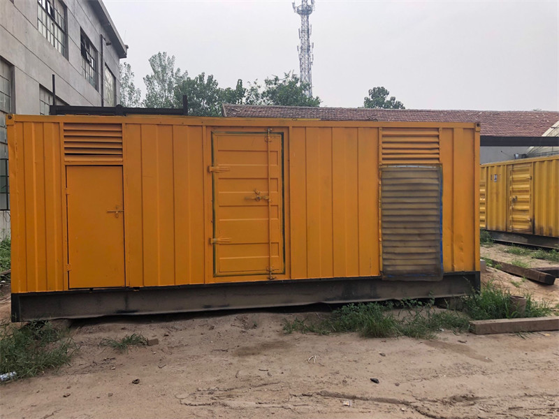 昌江柴油发电机如何判断新机油是否已经完全充满机油滤清器？