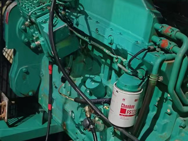 昌江如何确定新的发电机组控制系统是否与原系统兼容？